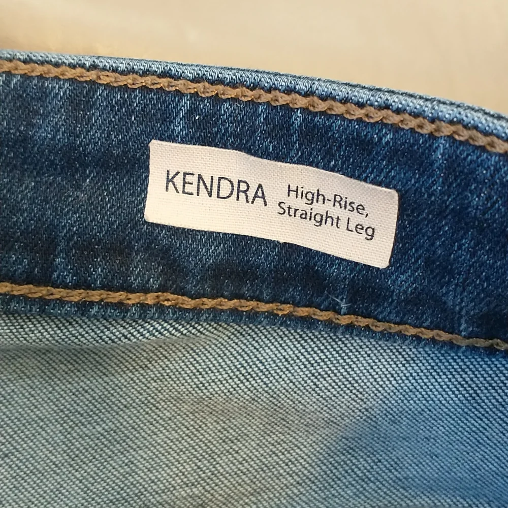 Mavi Kendra high rise straight leg jeans - Picture 9 of 11